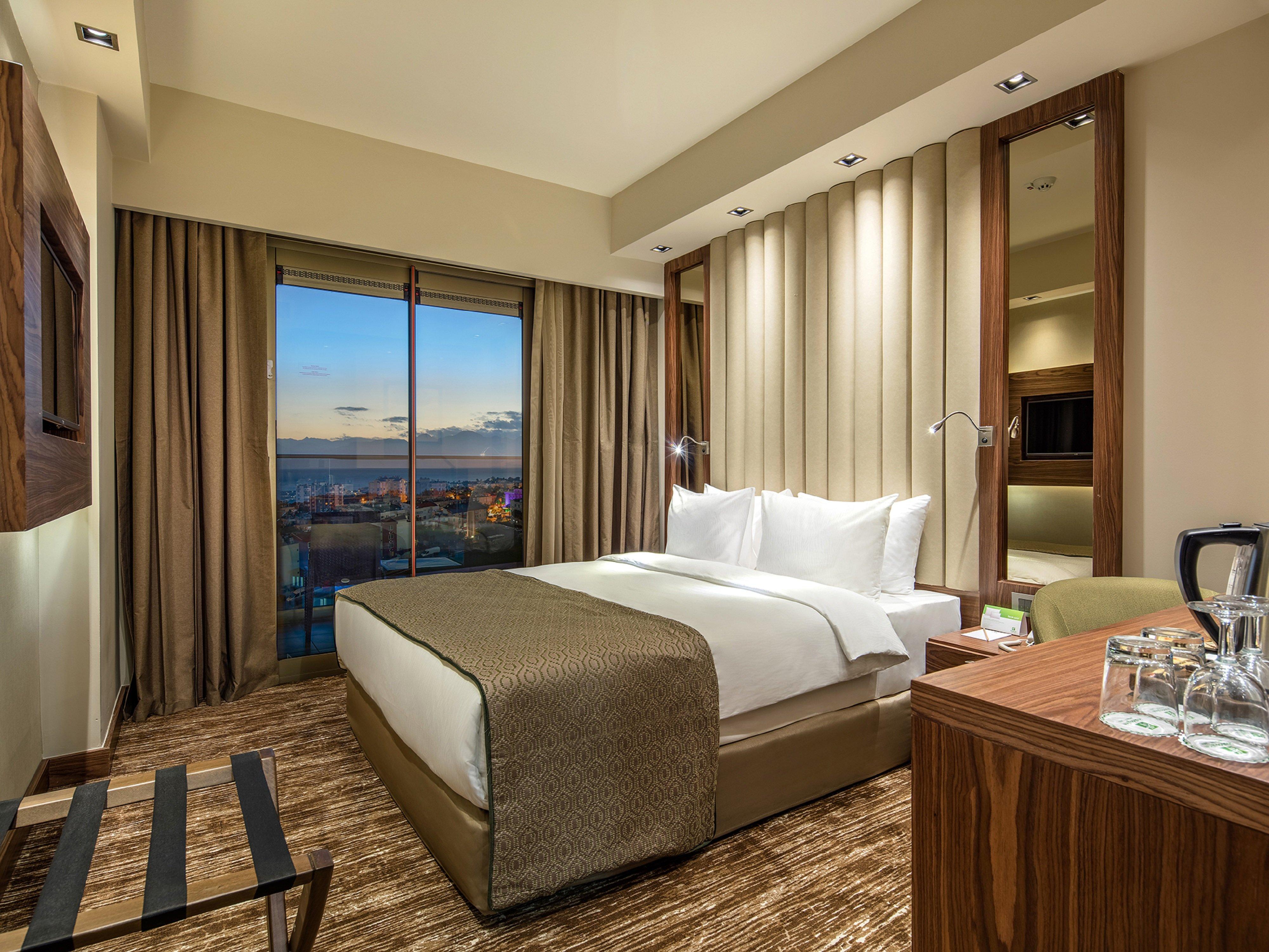 Holiday Inn Antalya - Lara By Ihg Eksteriør billede Deluxe Room
