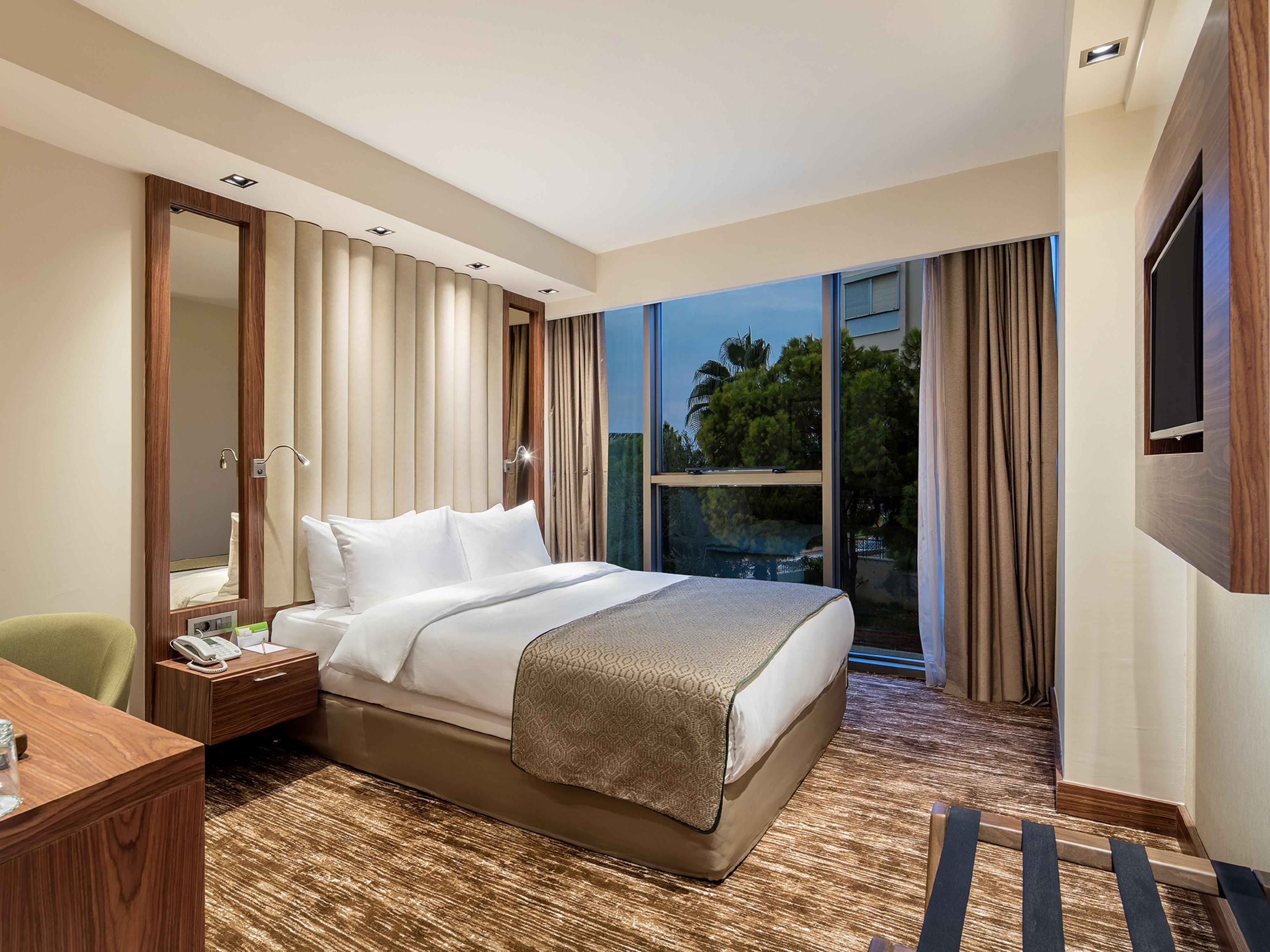 Holiday Inn Antalya - Lara By Ihg Eksteriør billede Deluxe Room