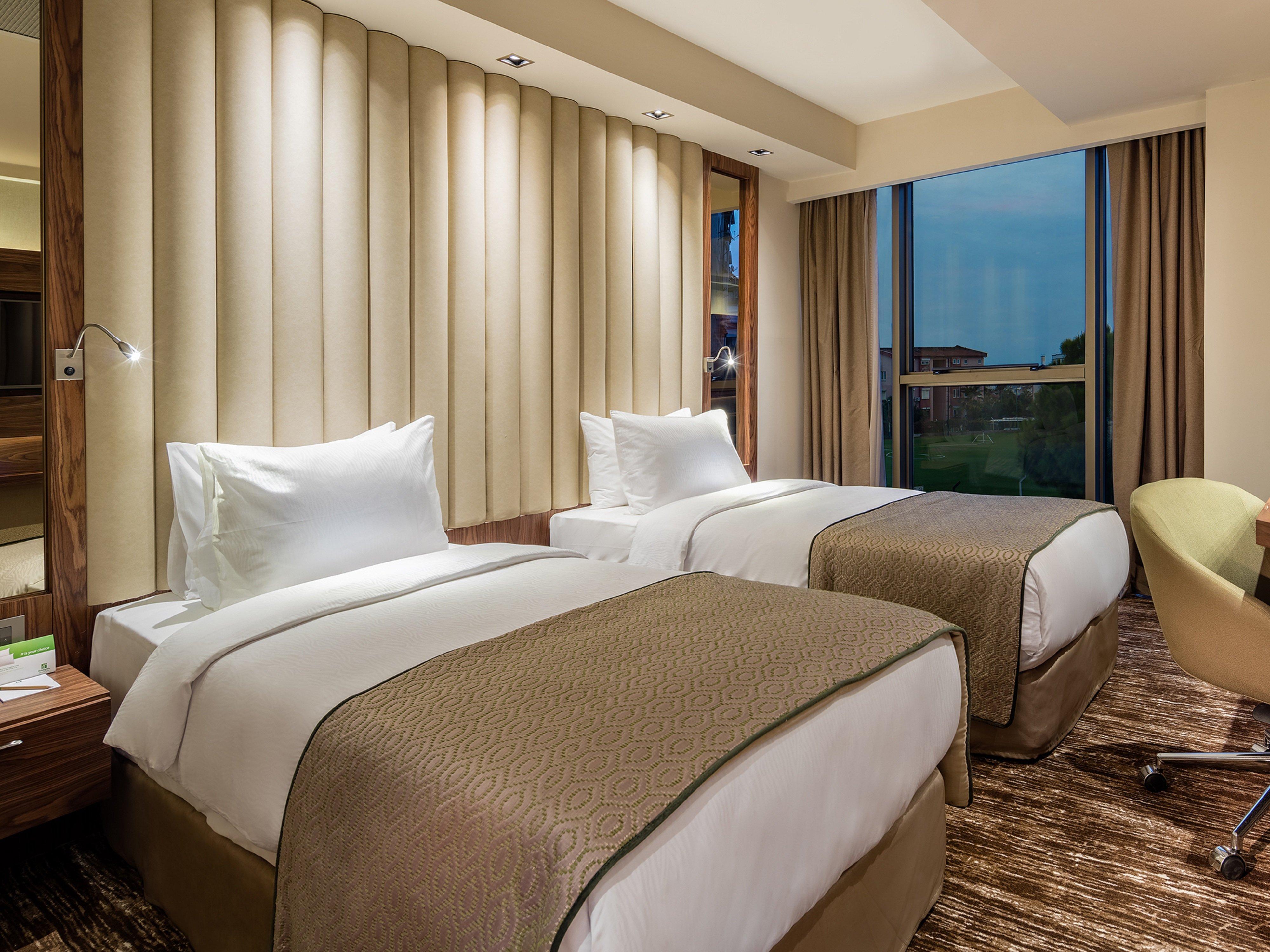 Holiday Inn Antalya - Lara By Ihg Eksteriør billede Deluxe Room