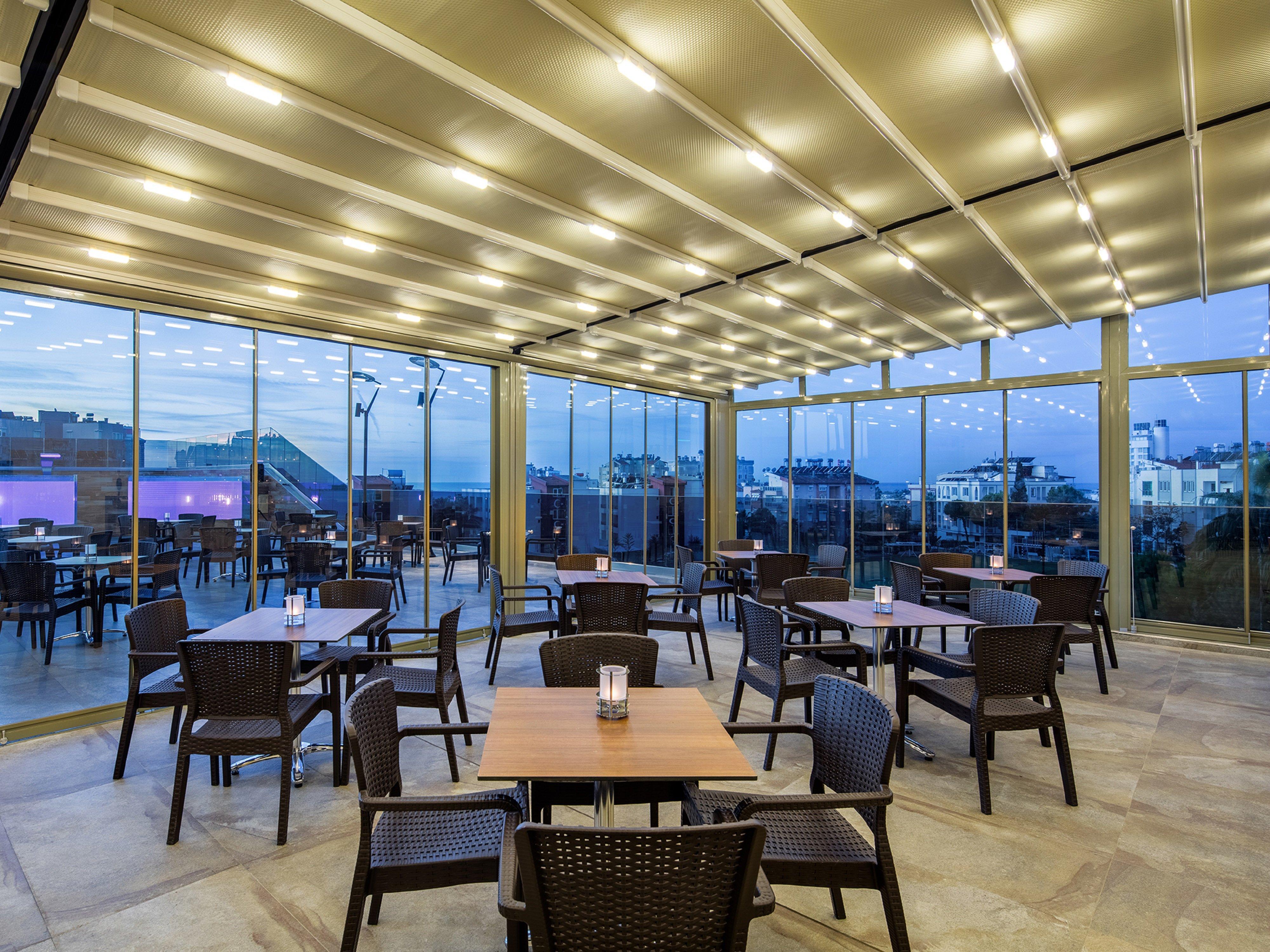 Holiday Inn Antalya - Lara By Ihg Eksteriør billede The restaurant